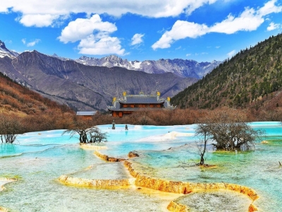 Ghé thăm thiên đường Cửu Trại Câu khi mùa thu vừa chạm ngõ