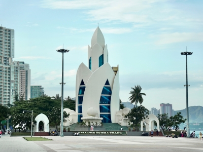 Top những bãi biển đẹp nhất miền Trung Việt Nam không nên bỏ lỡ