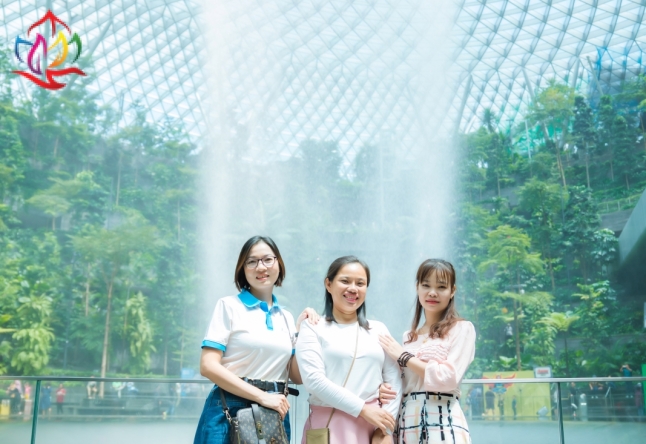 Singapore - Malaysia 4N3Đ 100 pax