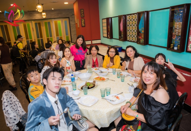 Singapore - Malaysia 4N3Đ 100 pax