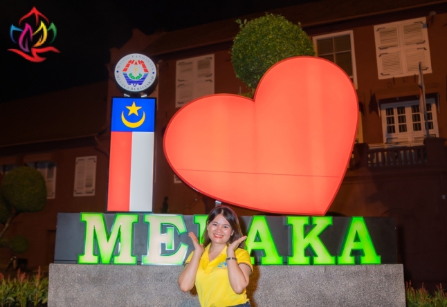Singapore - Malaysia 4N3Đ 100 pax