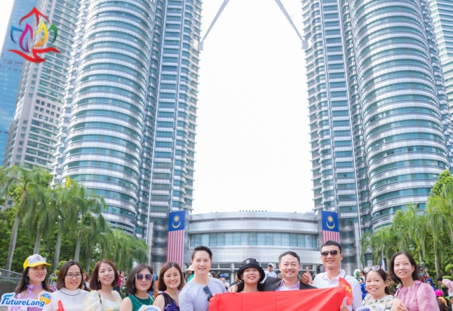 Singapore - Malaysia 4N3Đ 100 pax
