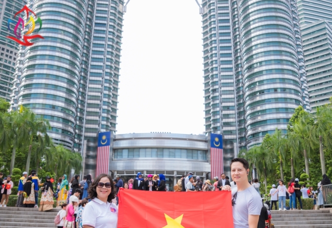 Singapore - Malaysia 4N3Đ 100 pax