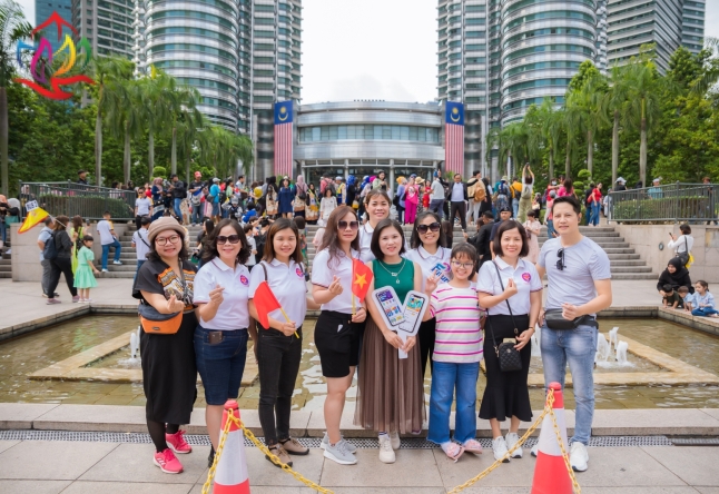 Singapore - Malaysia 4N3Đ 100 pax
