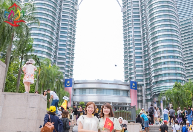 Singapore - Malaysia 4N3Đ 100 pax