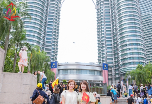 Singapore - Malaysia 4N3Đ 100 pax