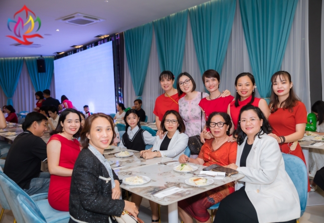 Singapore - Malaysia 4N3Đ 100 pax