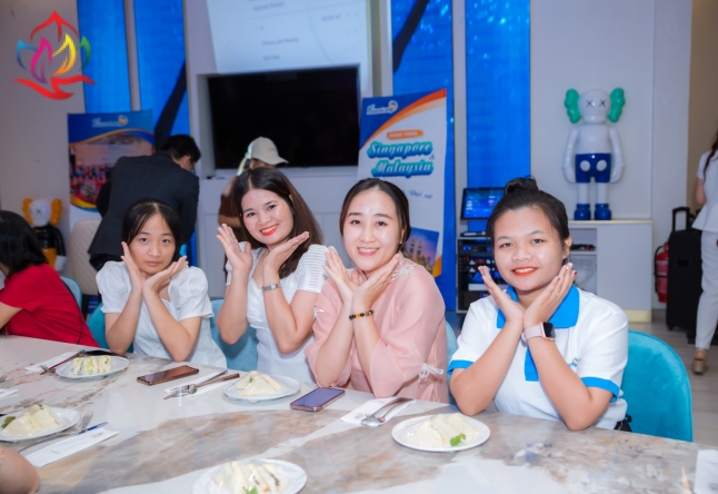 Singapore - Malaysia 4N3Đ 100 pax
