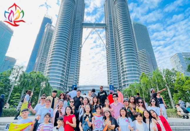 Singapore - Malaysia 4N3Đ 100 pax