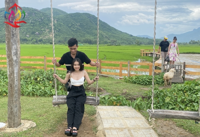 XIN CẢM ƠN ĐOÀN KHÁCH LẺ TP.HCM THAM QUAN ĐẢO BÌNH HƯNG 2N2Đ