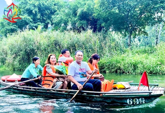 Xin cảm ơn đoàn khách lẻ ghép đoàn tham quan tour Hạ Long - Ninh Bình -Sapa - Hà Nội 5N4Đ