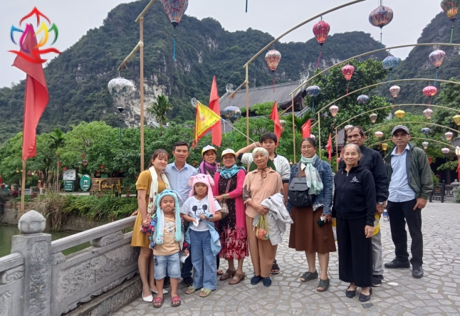 XIN CẢM ƠN ĐOÀN TP.HCM THAM QUAN TOUR HÀ NỘI - HẠ LONG - NINH BÌNH - SAPA 5N4Đ